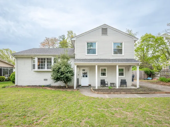 1634 Sigmon Rd NW, Roanoke, VA 24017