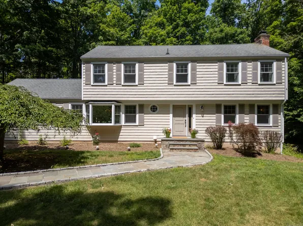 34 Longmeadows Road, Wilton, CT 06897