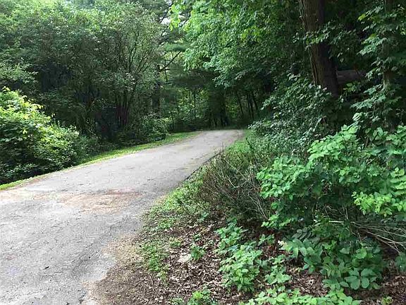 2nd image of 7469 N Highway 80