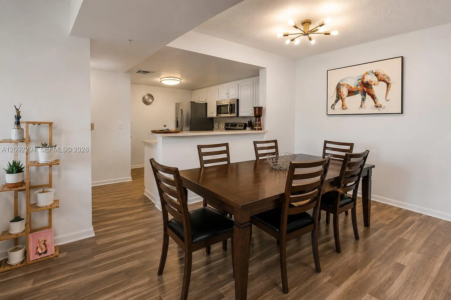 520 SE 5th Ave — Photo 3