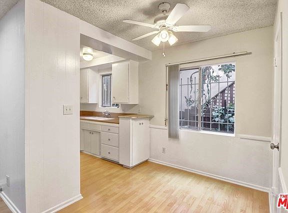 5th image of 1826 N Harvard Blvd #3