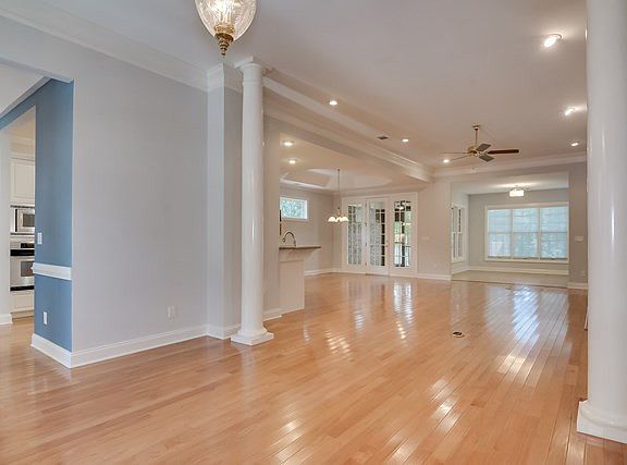 5th image of 113 Bald Cypress Ct