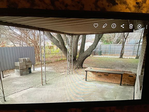 2nd image of 1303 Brentwood Dr