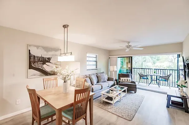 2 bed, 864 sqft, $9,000 — Photo 1