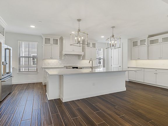 Kitchen with vast center island