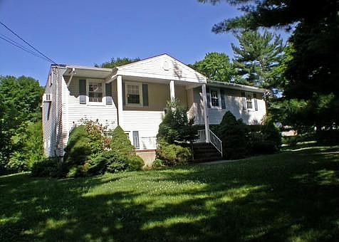 2nd image of 96 Blossom Hill Rd