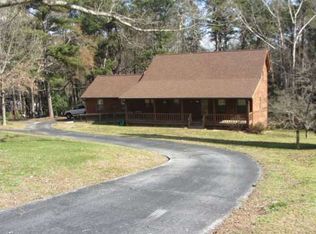 2960 Greenvalley Rd, Snellville, GA 30078