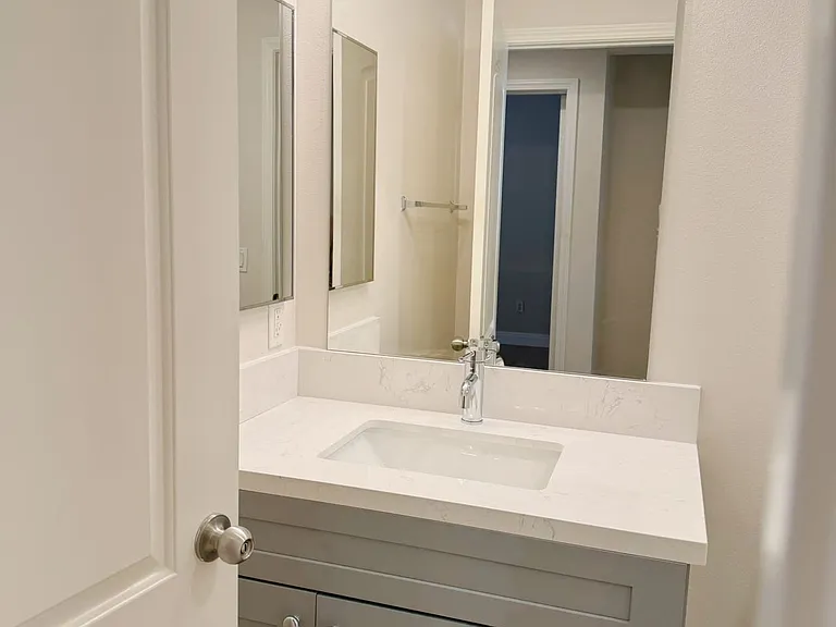 2061 Mountain Ave #8 — Photo 9