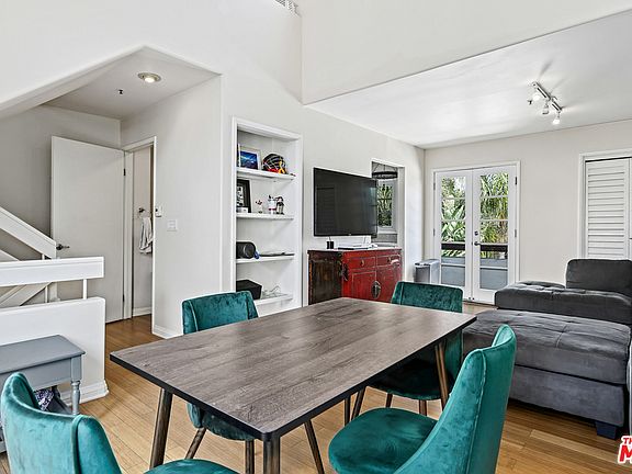 4th image of 8562 W West Knoll Dr APT 4