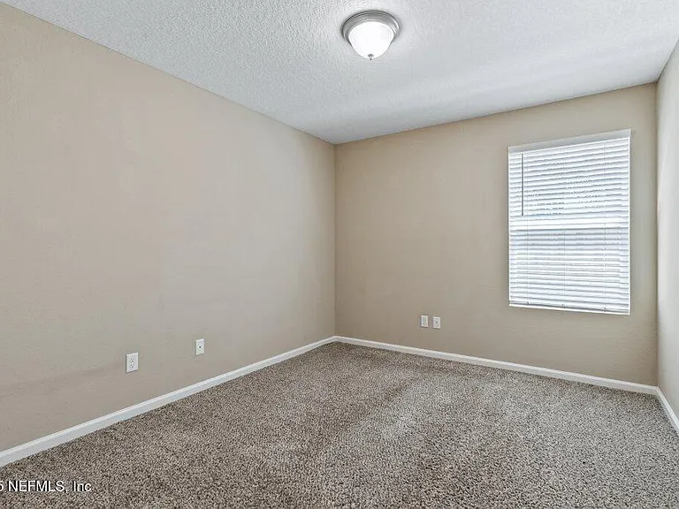 2235 Bayview Rd — Photo 31