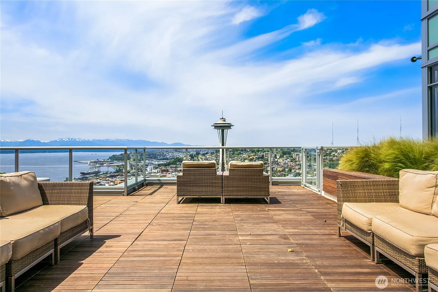 588 Bell Street #2902S photo 1