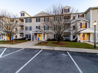 6-202 Stearns Ln, Merrimack, NH 03054