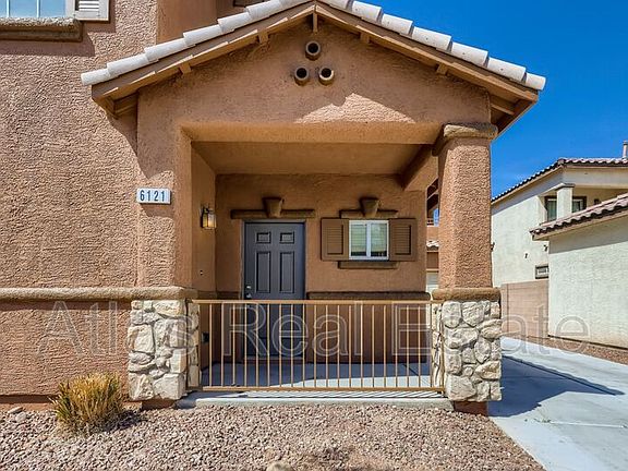 3rd image of 6121 Blue Luna St