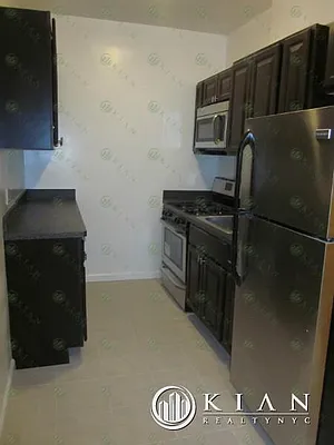 Rented by Kian Realty | media 14