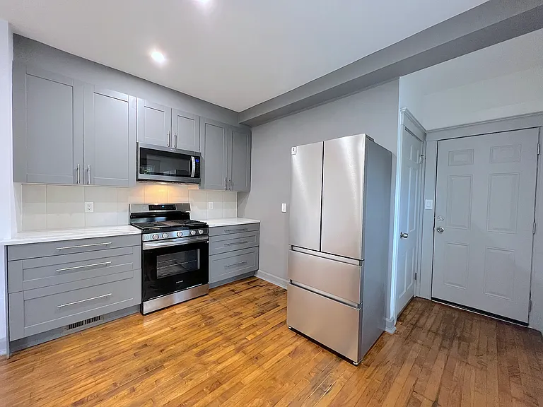 3761 Maxwell St #3761 — Photo 8