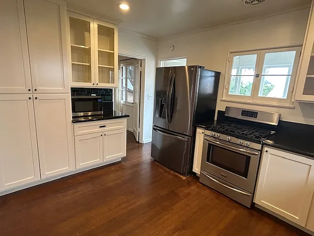 432 S Ash St — Photo 7