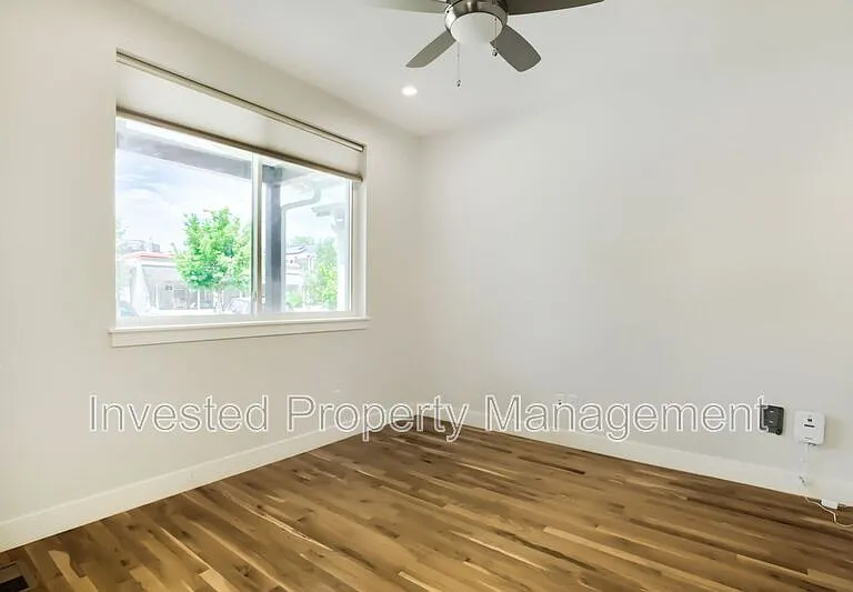 3750 N Gilpin St — Photo 17