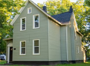 283 Magnolia St, Rochester, NY 14611