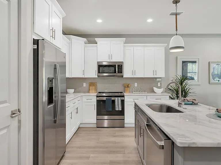 56 Golden Bell Ct #D — Photo 6