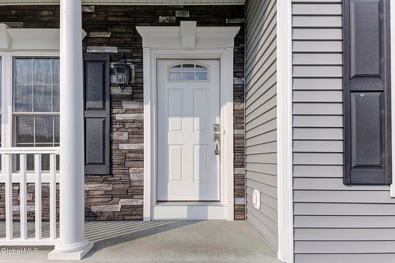 3rd image of 18 Rysedorph Lane