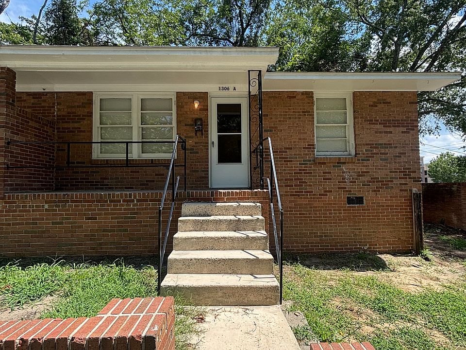 1st image of 1306 Harden St Unit 1306