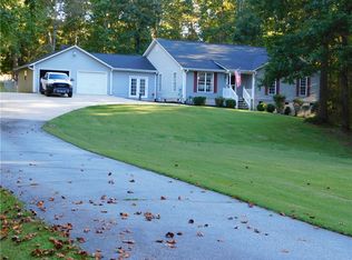 218 Robinwood Ln, Pelzer, SC 29669