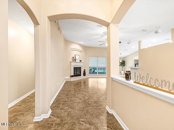 5th image of 12102 RAINBOW LAKE Drive E