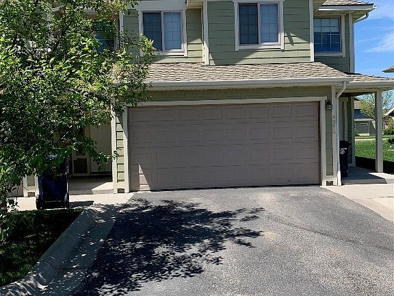 3rd image of 4076 Broadwater Ct
