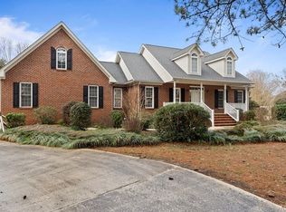 2041 Rivershore Rd, Elizabeth City, NC 27909