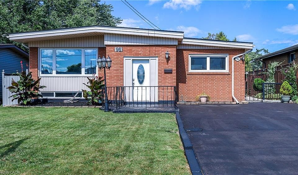 1st image of 96 Fielding Cres