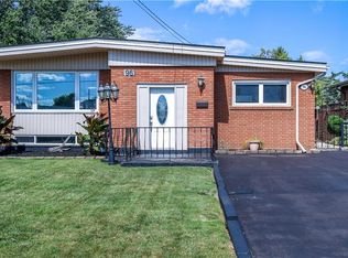 96 Fielding Cres, Hamilton, ON L8V 2P5