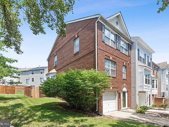 2nd image of 9924 Prince Royal Pl
