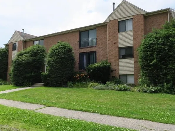 1 Brookside Drive #9, Exeter, NH 03833