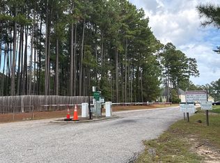 85 Falconridge Dr, Spring Lake, NC 28390