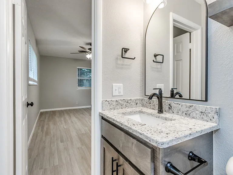 1612 Cherry Stone St — Photo 24