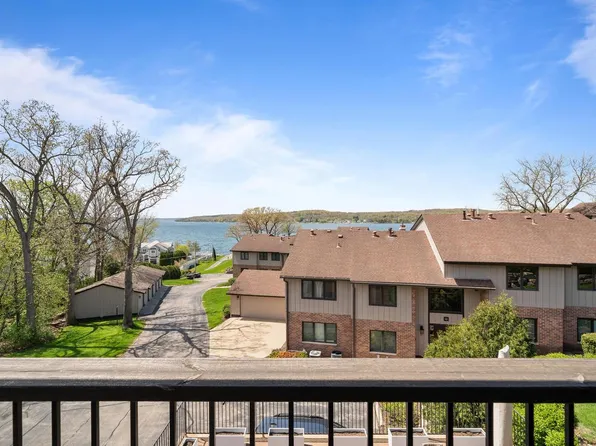 1070 S Lake Shore DRIVE #11 2-B, Lake Geneva, WI 53147