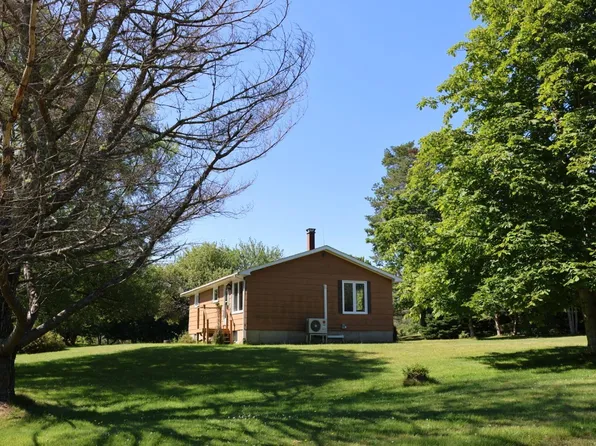 3515 Highway 3, East Chester, NS B0J 1J0
