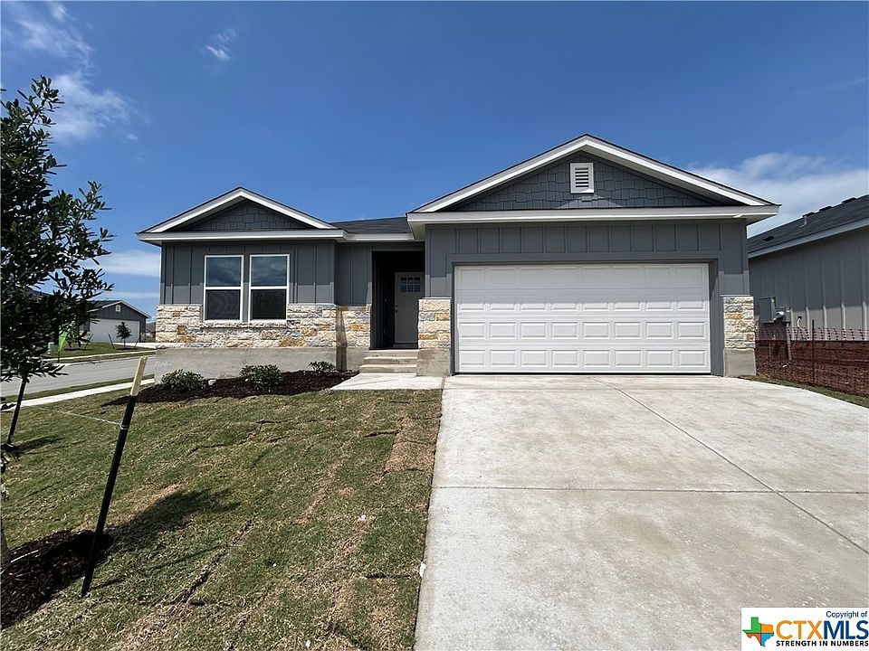 1st image of 1027 Lexington Dr