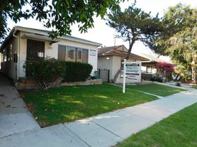 Alameda W, 3513, B