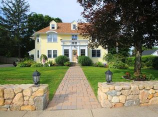 128 High St, Wareham, MA 02571