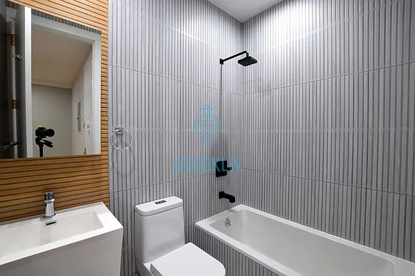 Rented by null | media 6