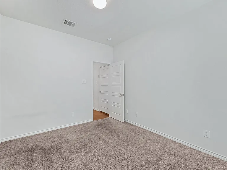 3609 Sabine Dr — Photo 30