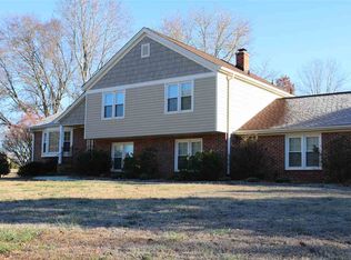 104 Lakewood Dr, Anderson, SC 29621