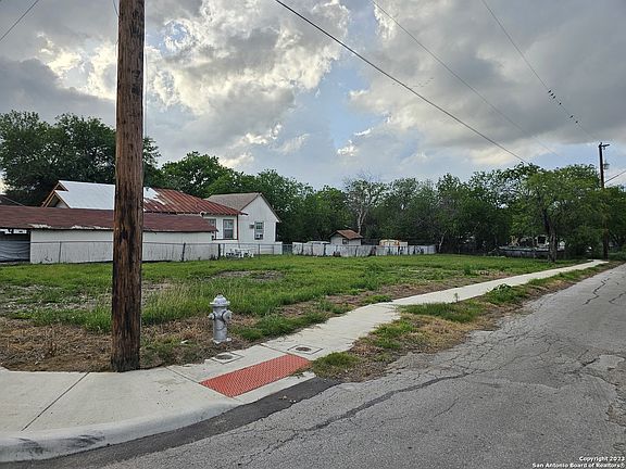 2nd image of 223 COLEMAN ST LOT 36