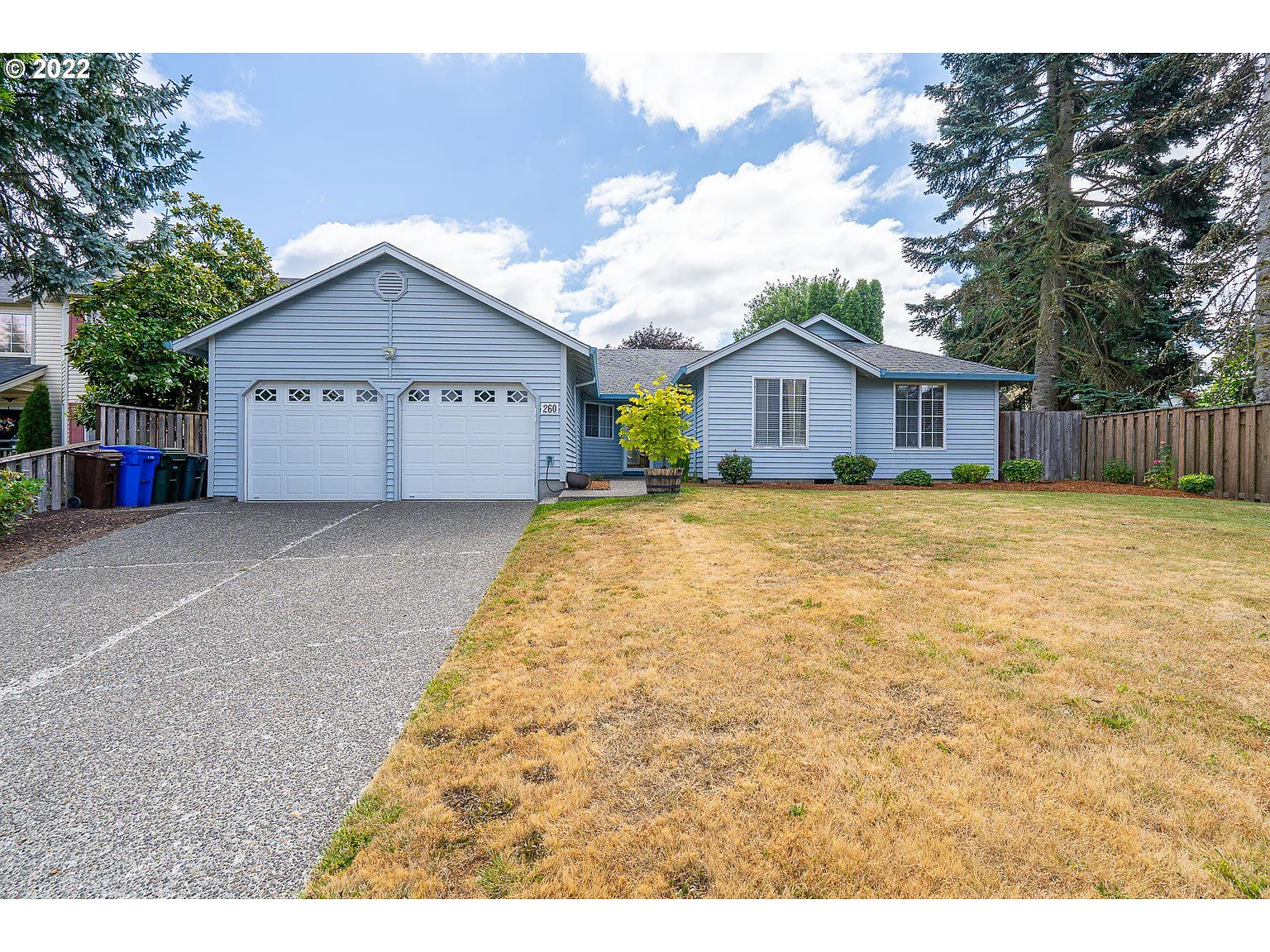 260 SW Nancy Cir photo 1