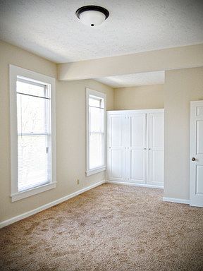 4th image of 510 N 6th St APT 2