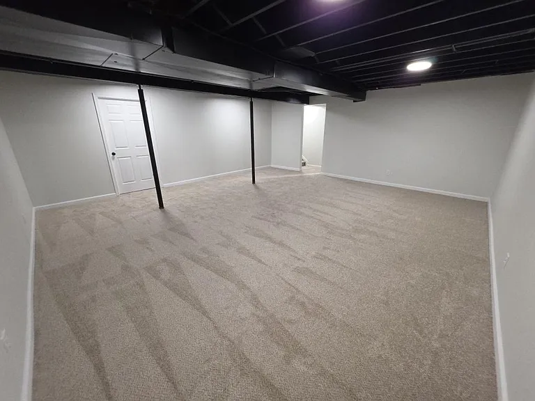 1813 Rambling Rose Ln — Photo 25