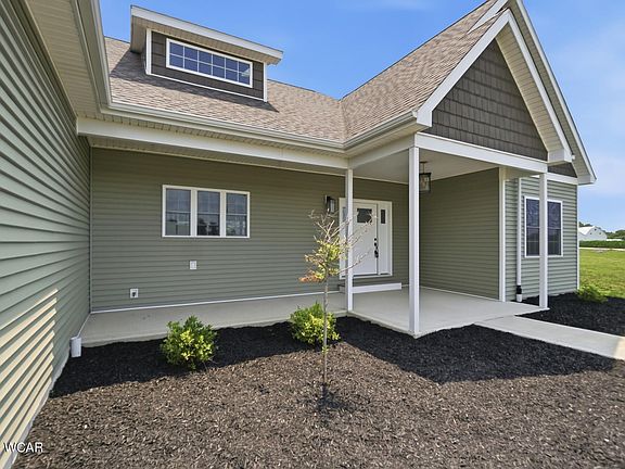 4th image of 101 Saxony Dr