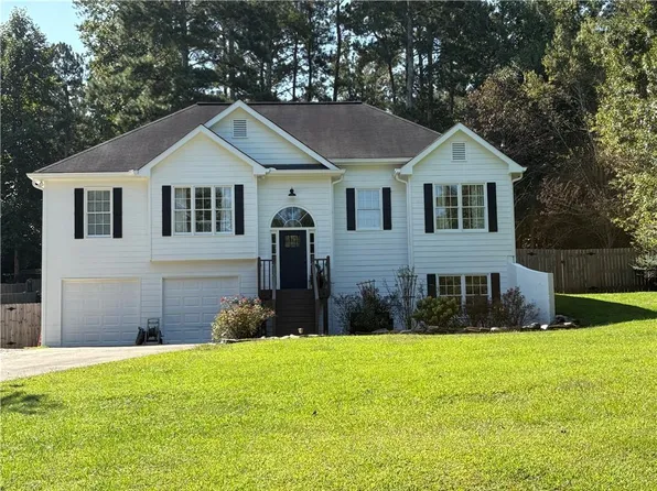 180 Blacks Mill Trce E, Dawsonville, GA 30534