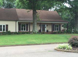 697 Winford Dr, Collierville, TN 38017
